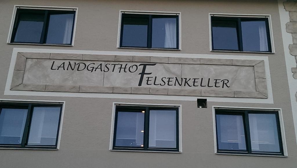 Landgasthof Felsenkeller Dinkelsbühl Εξωτερικό φωτογραφία